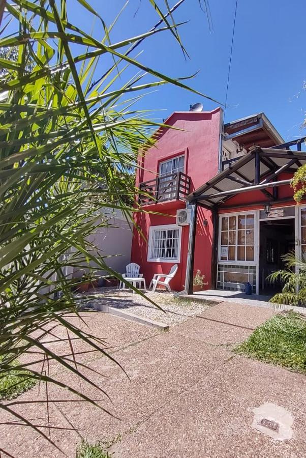 Posada Costa Del Sol Colón Kültér fotó
