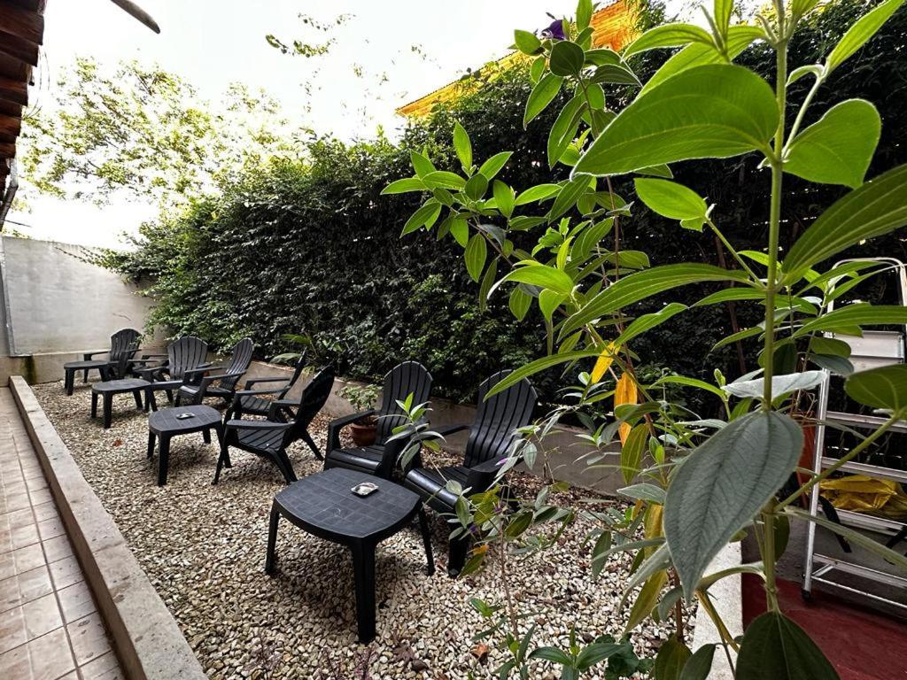 Posada Costa Del Sol Colón Kültér fotó