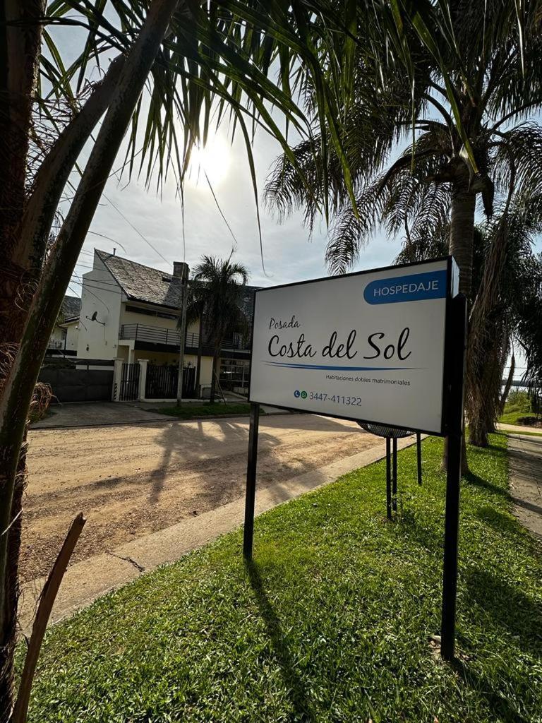 Posada Costa Del Sol Colón Kültér fotó