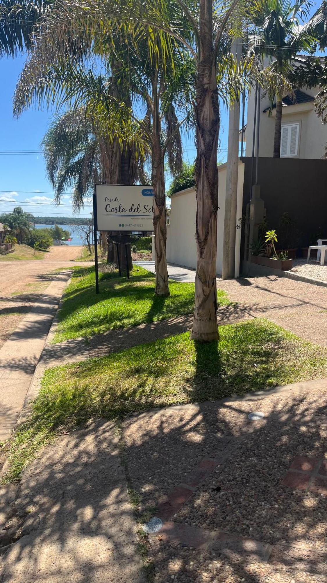 Posada Costa Del Sol Colón Kültér fotó